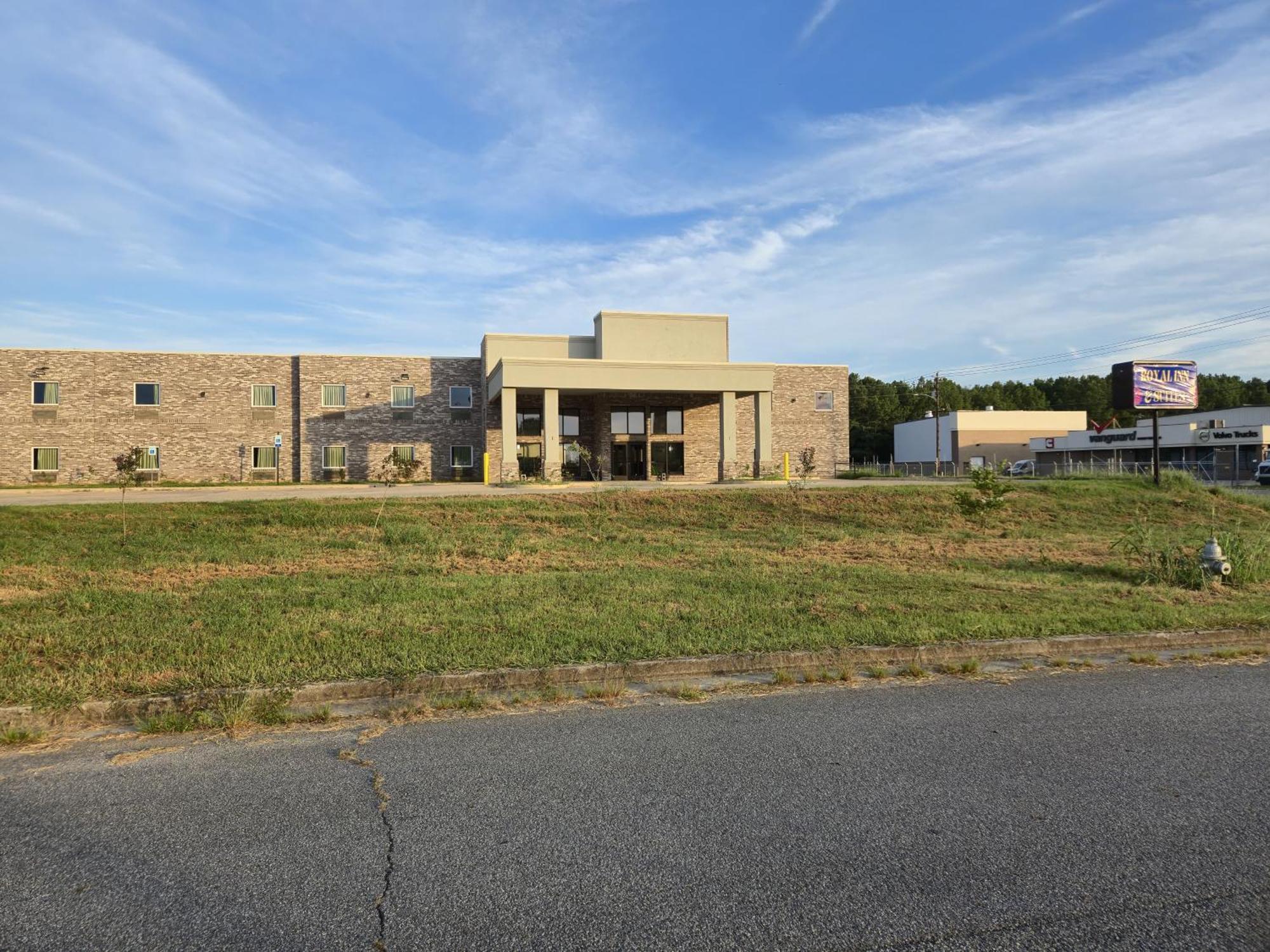 Royal Inn & Suites Adairsville Exterior photo